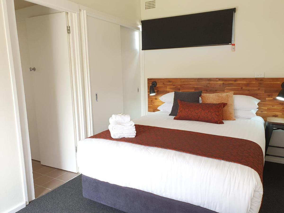 Black Sheep Motel Goulburn Exterior foto