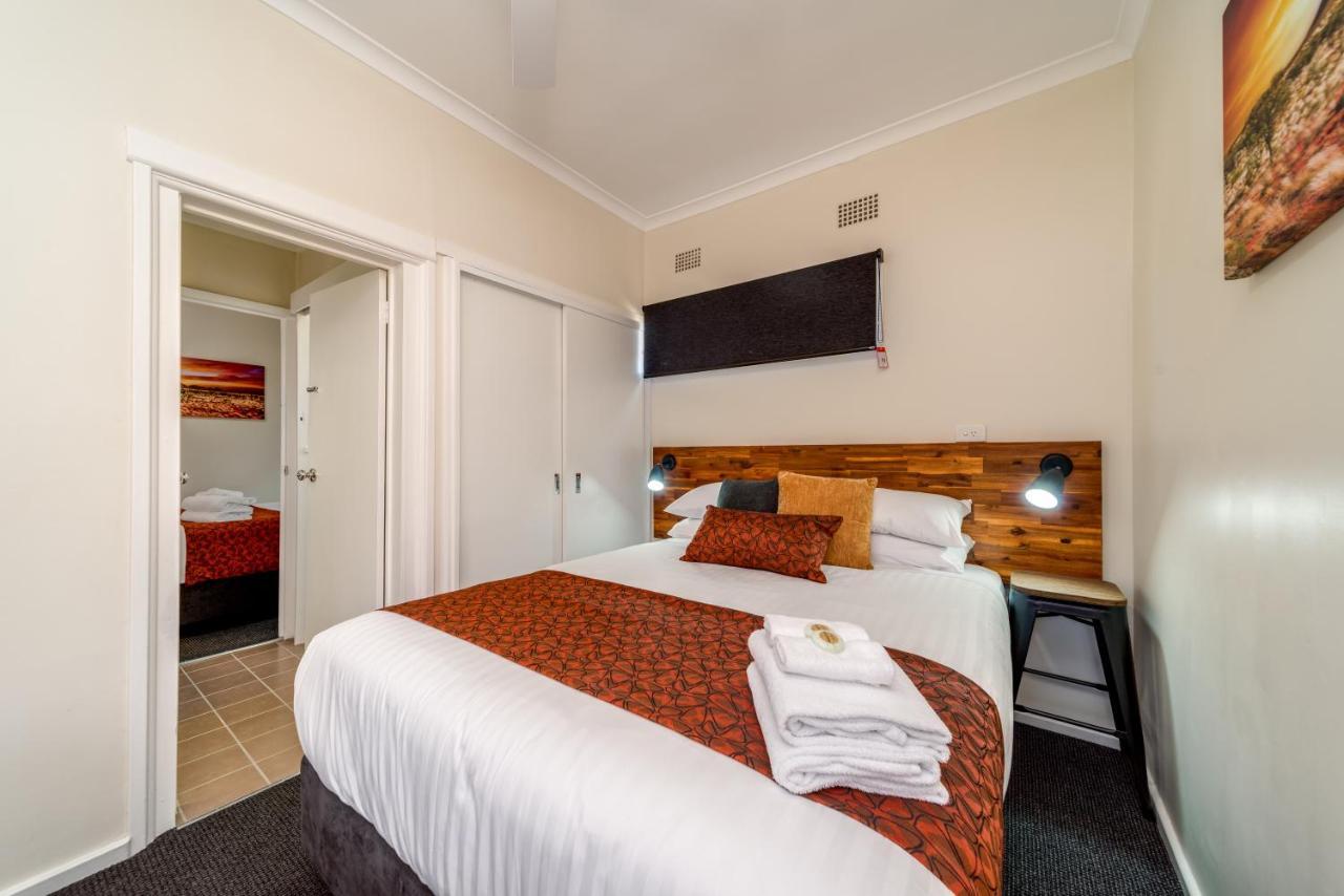 Black Sheep Motel Goulburn Exterior foto