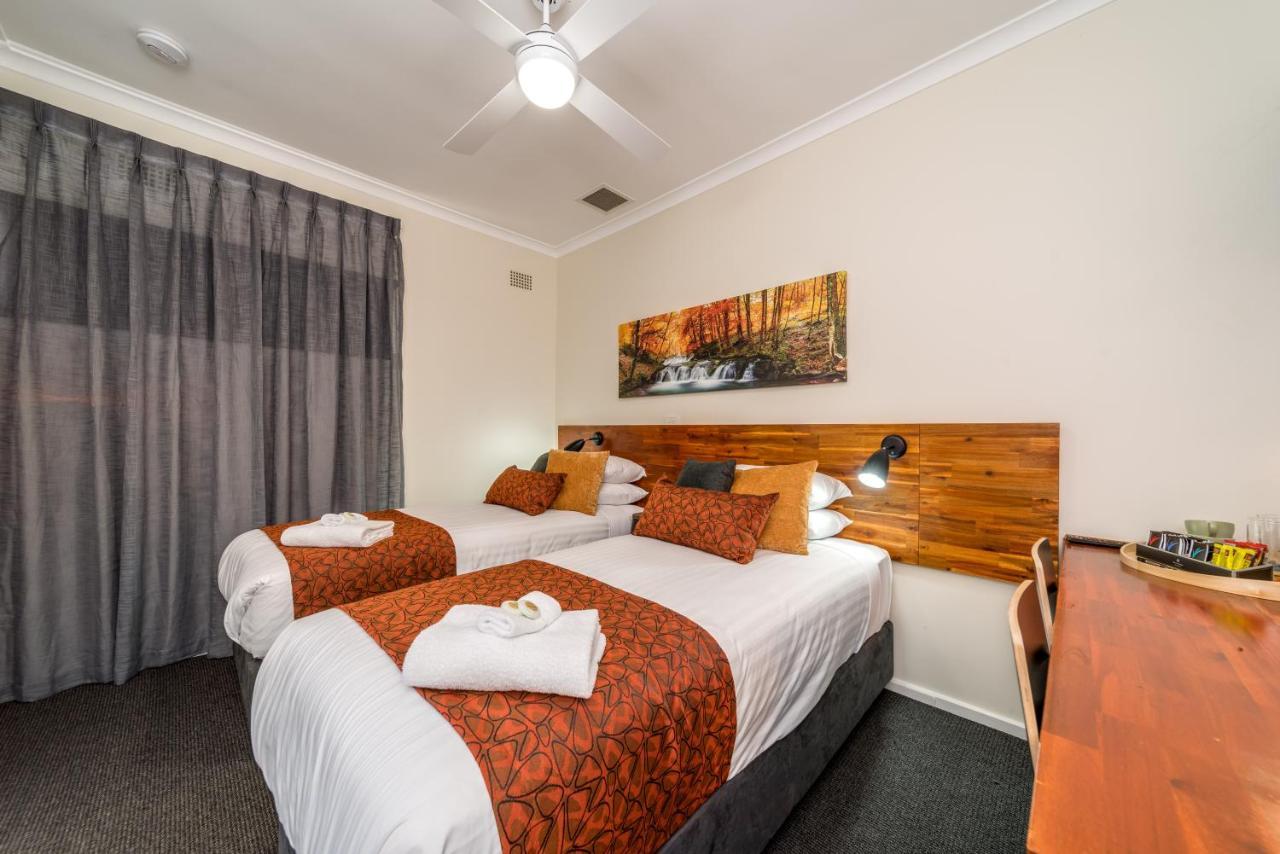 Black Sheep Motel Goulburn Exterior foto