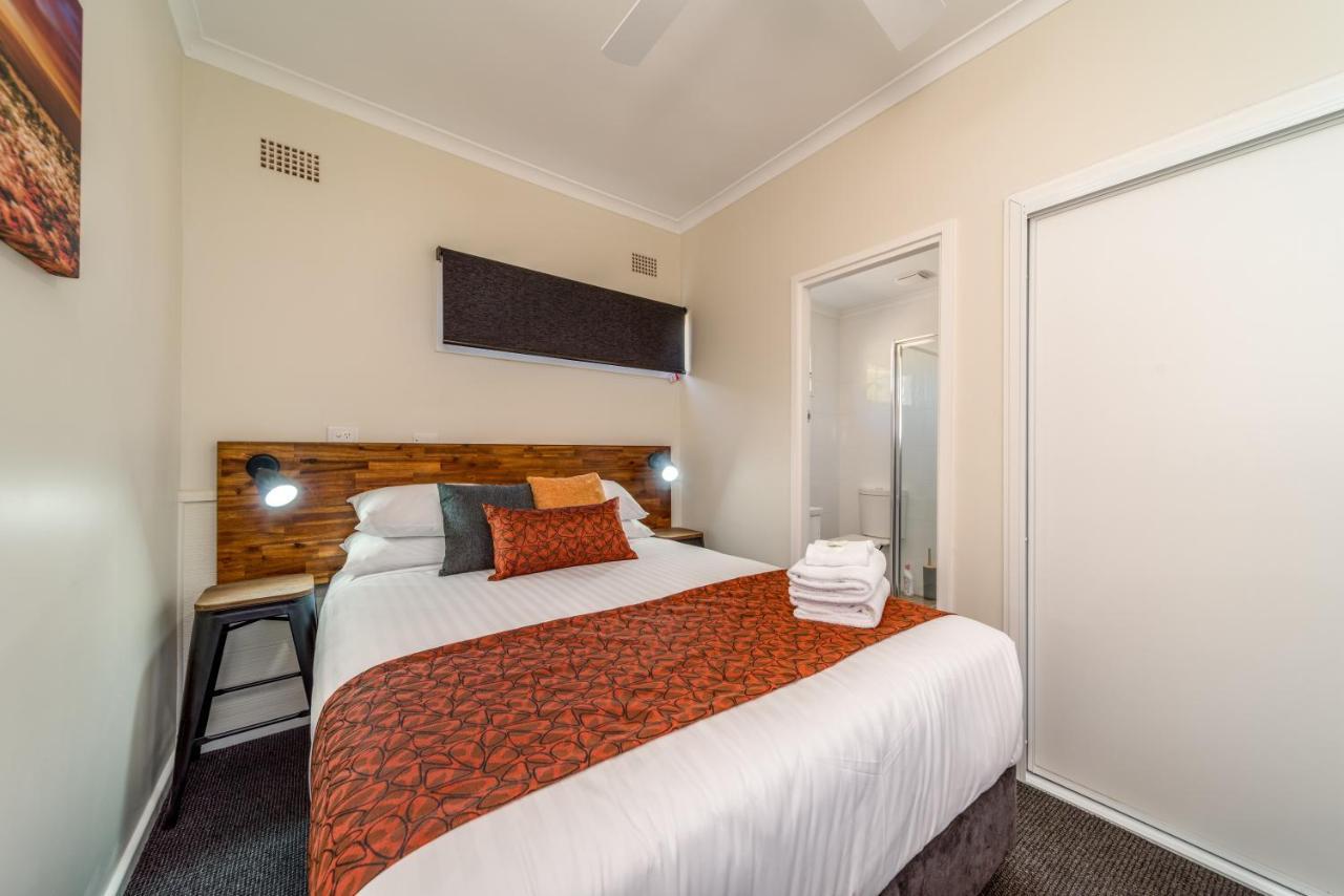 Black Sheep Motel Goulburn Exterior foto