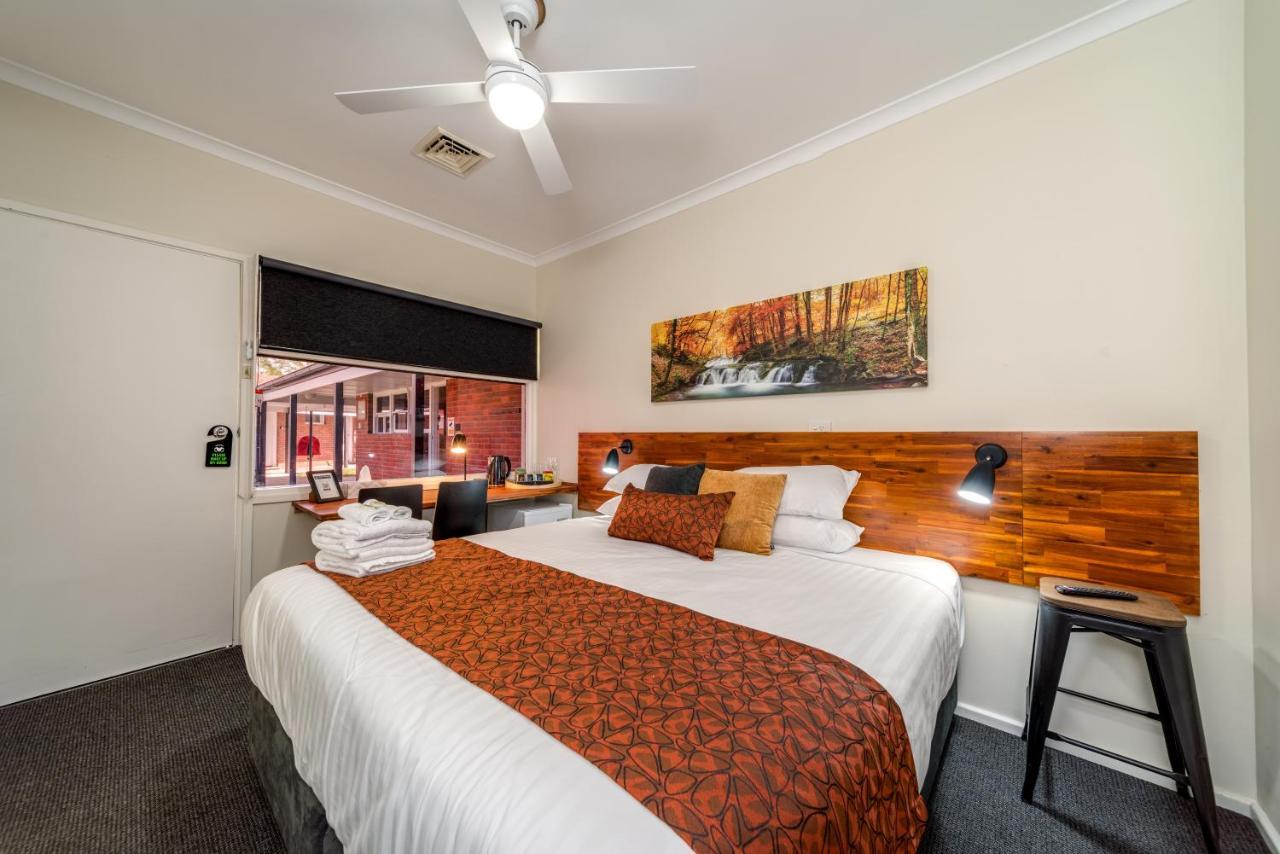 Black Sheep Motel Goulburn Exterior foto