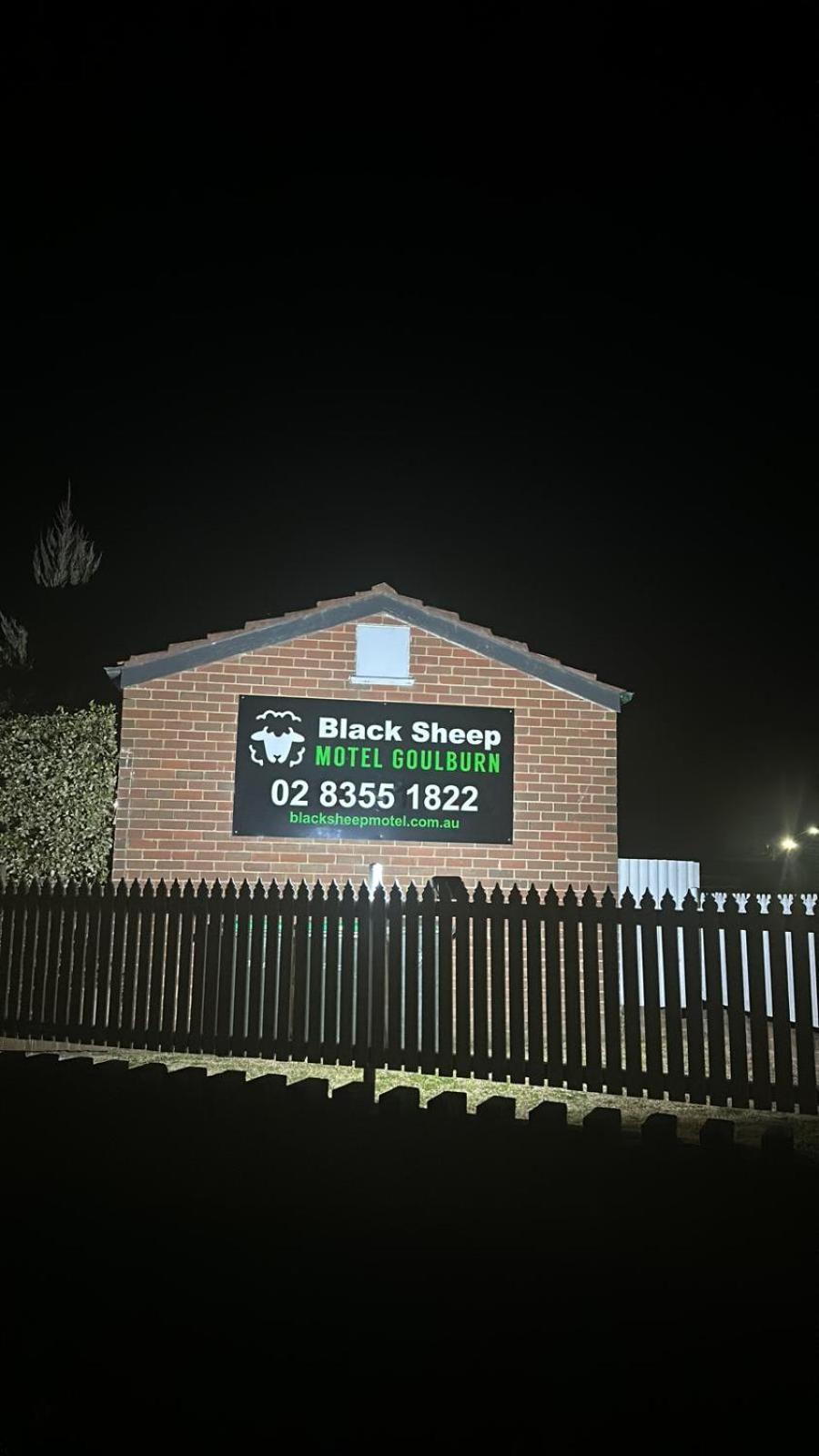 Black Sheep Motel Goulburn Exterior foto